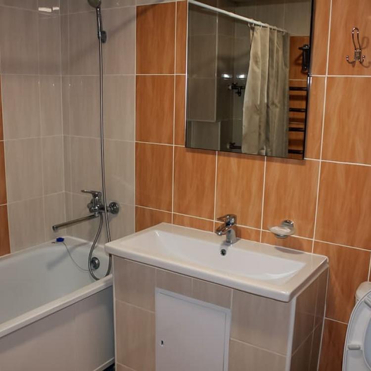 Ванная в 2 местном 2 комнатном 1 категории 10 и 11 этажи, Корпус 4 санатория Димитрова в Кисловодске